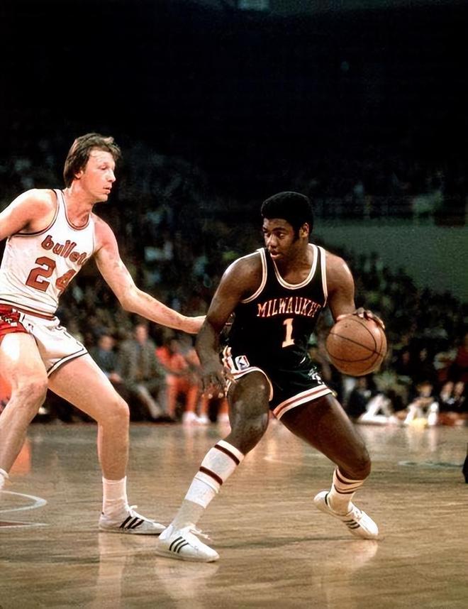 体育济南市第二届高中生“英驰杯”足球赛开幕